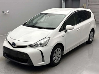 TOYOTA PRIUS ALPHA 2018