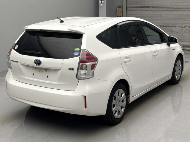 TOYOTA PRIUS ALPHA 2018