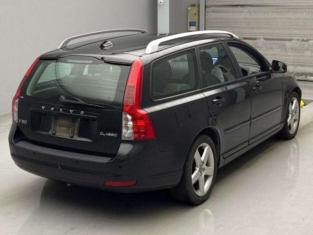 VOLVO V50 2012