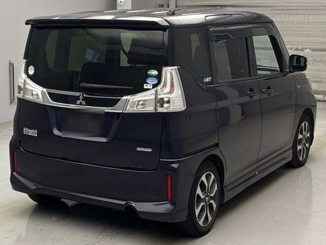MITSUBISHI DELICA D2 2016