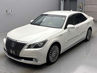 TOYOTA CROWN 2014