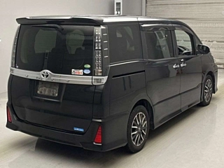 TOYOTA VOXY 2015