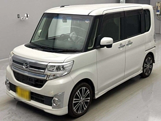 DAIHATSU TANTO 2015