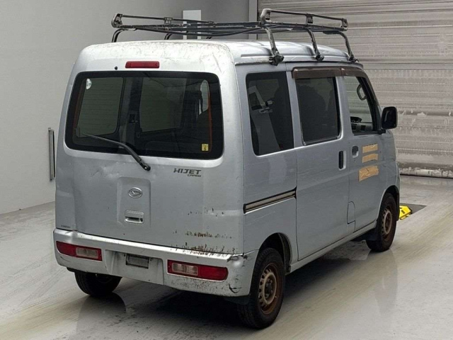 DAIHATSU HIJET VAN 2013