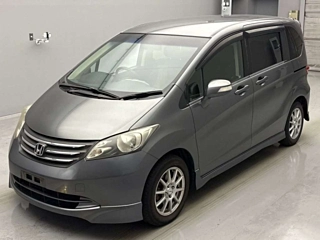 HONDA FREED 2010