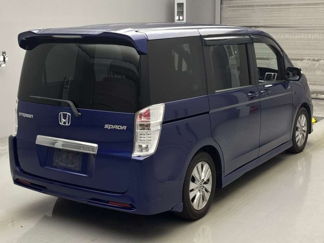 HONDA STEP WAGON 2011