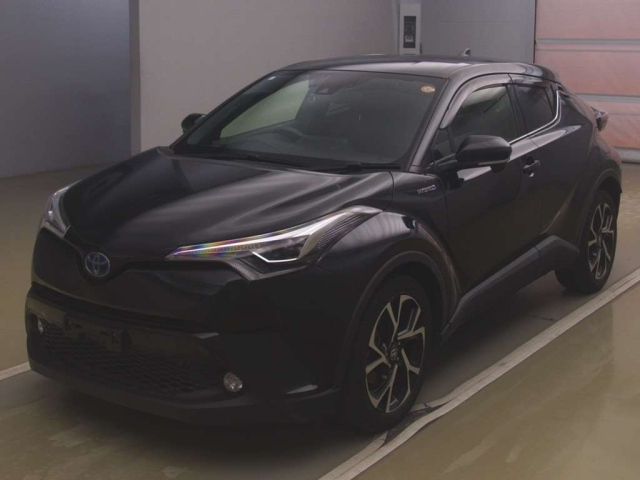 TOYOTA C-HR 2017