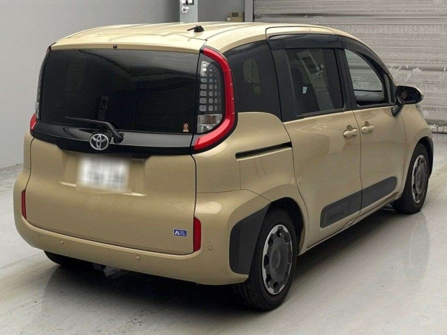 TOYOTA SIENTA 2024