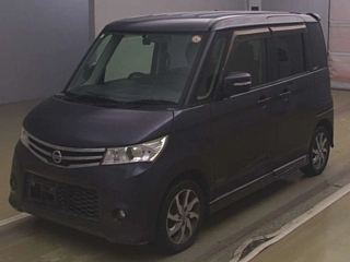 NISSAN ROOX 2013
