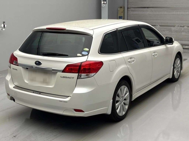SUBARU LEGACY 2010