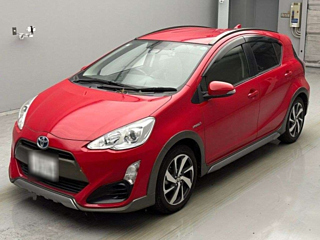 TOYOTA AQUA 2016
