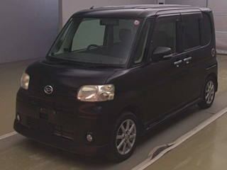 DAIHATSU TANTO 2010