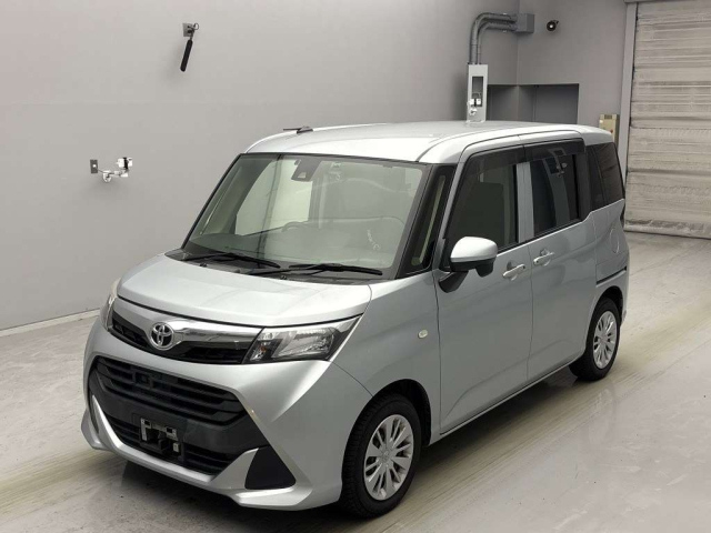 TOYOTA TANK 2017