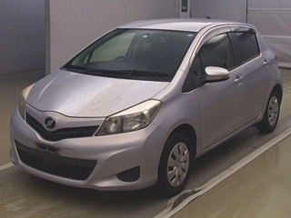 TOYOTA VITZ 2012