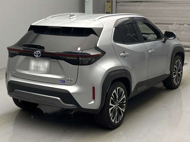 TOYOTA YARIS CROSS 2023