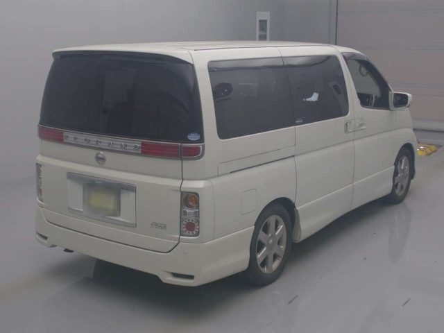 NISSAN ELGRAND 2009