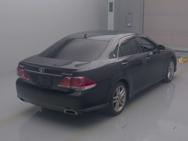 TOYOTA CROWN 2012