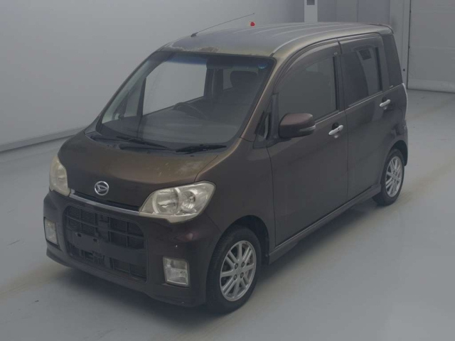 DAIHATSU TANTO EXE 2010