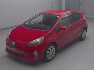 TOYOTA AQUA 2012