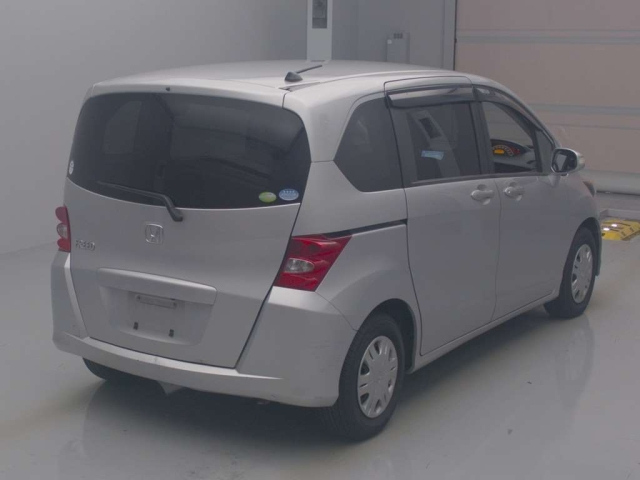 HONDA FREED 2008