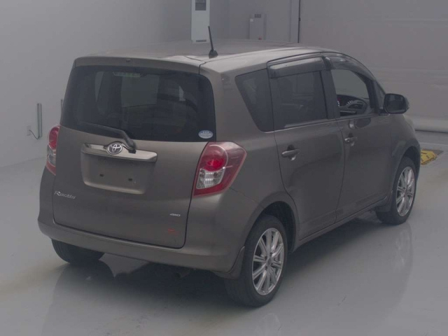 TOYOTA RACTIS 2008