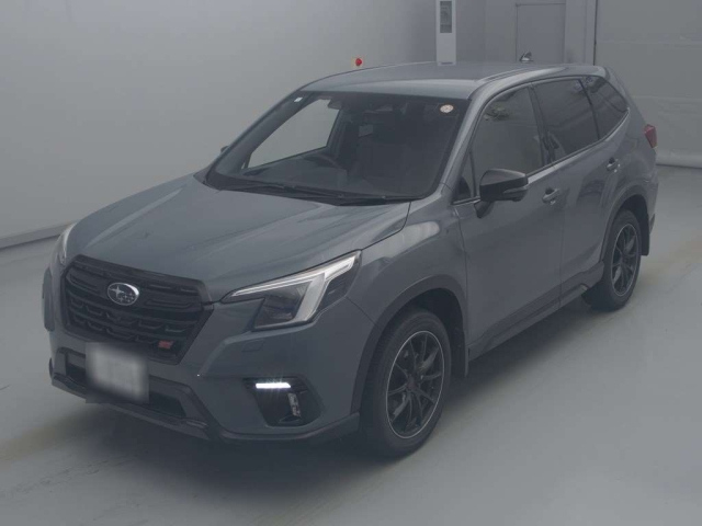 SUBARU FORESTER 2024