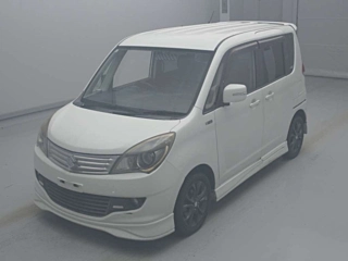 SUZUKI SOLIO 2013