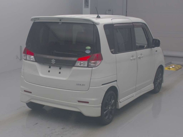 SUZUKI SOLIO 2013