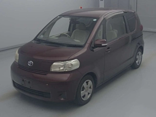 TOYOTA PORTE 2009