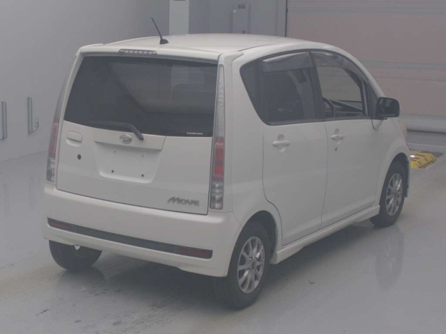 DAIHATSU MOVE 2010