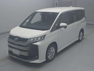 TOYOTA NOAH 2023