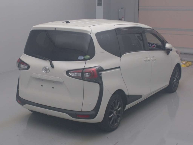 TOYOTA SIENTA 2020