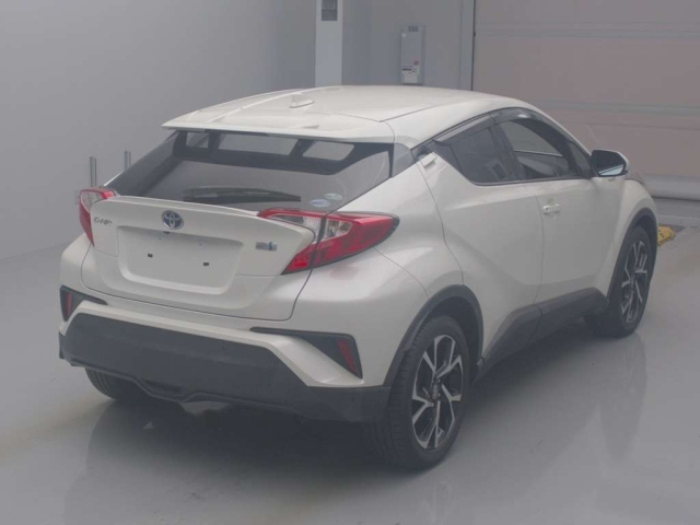 TOYOTA C-HR 2019