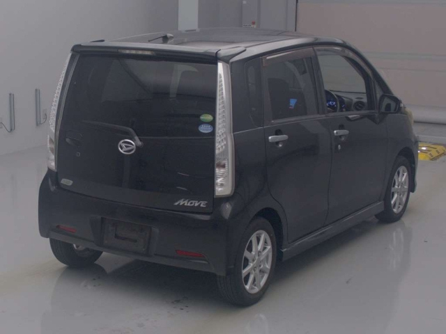 DAIHATSU MOVE 2013