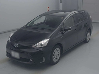 TOYOTA PRIUS ALPHA 2016