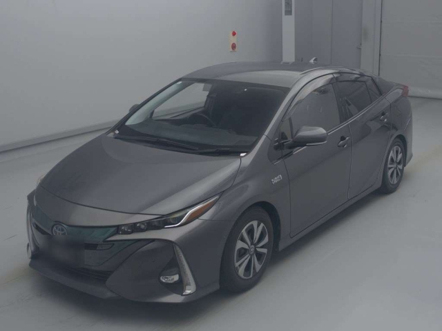 TOYOTA PRIUS PHV 2017