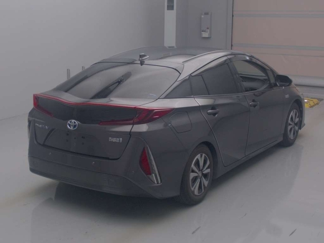 TOYOTA PRIUS PHV 2017