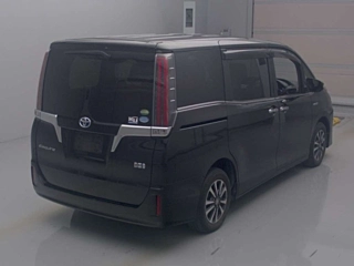 TOYOTA ESQUIRE 2017