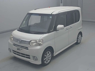 DAIHATSU TANTO 2013