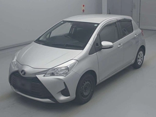 TOYOTA VITZ 2018