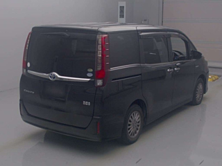TOYOTA ESQUIRE 2016