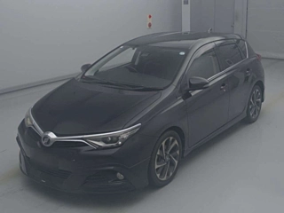 TOYOTA AURIS 2015
