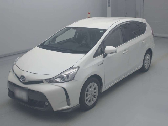 DAIHATSU MEBIUS 2015