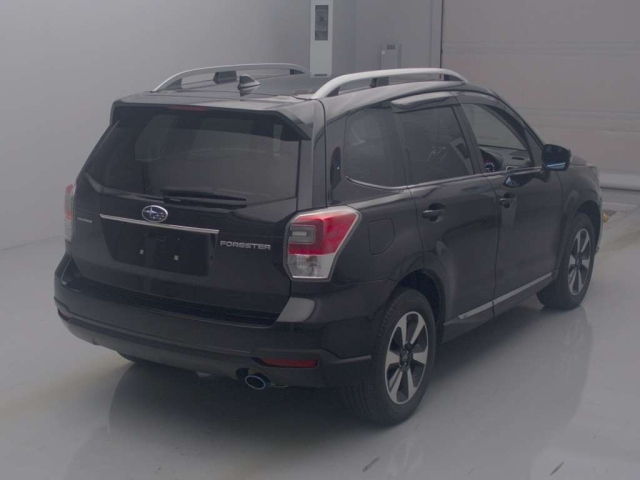SUBARU FORESTER 2016