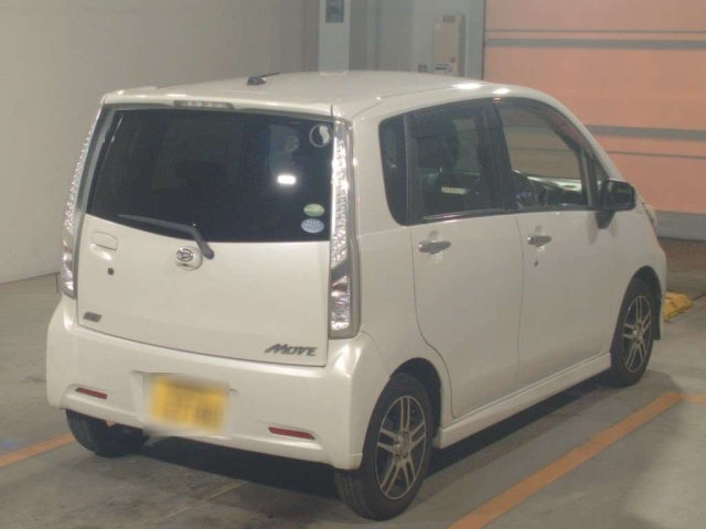 DAIHATSU MOVE 2013