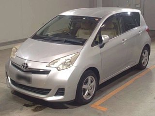 TOYOTA RACTIS 2014