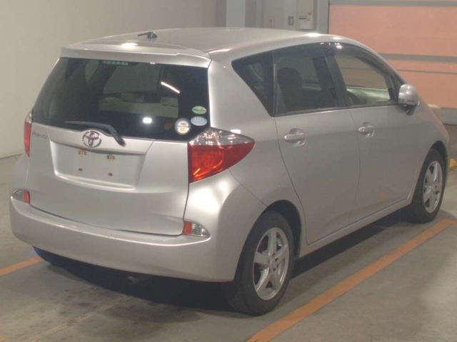 TOYOTA RACTIS 2014