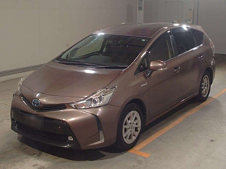 TOYOTA PRIUS ALPHA 2016