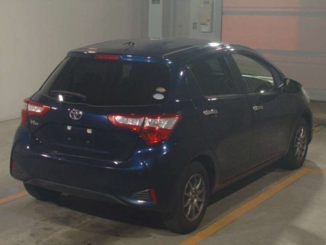 TOYOTA VITZ 2019