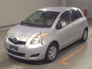 TOYOTA VITZ 2009